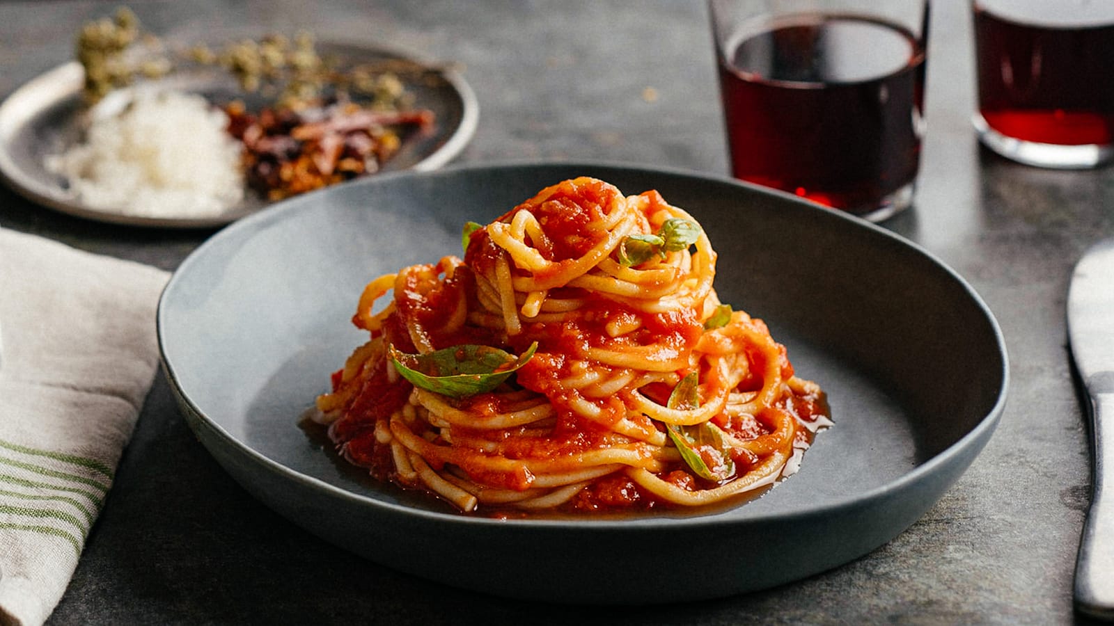 sugo olive e capperi alla napoletana